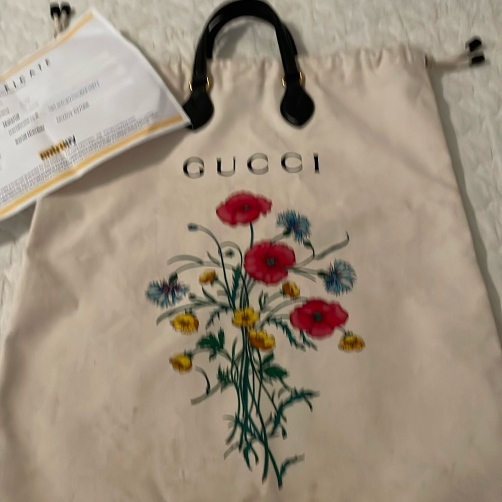 Rare: Gucci Chateau Marmont tote;  floral cruise line